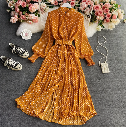 Johanna - Élégante Robe Brodée